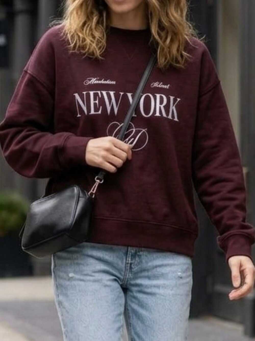 H&M Oversized Burgundy New York City Graphic Fleece Sweatshirt Size M